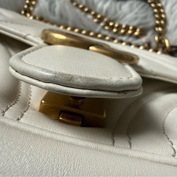 GUCCI Small Marmont Small Shoulder Bag - Picture 10 of 17